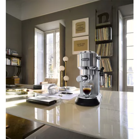 Dedica Style EC685.M Eszpresszó kávéfőző