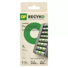 GP Akkumulátor töltő Eco E821 + 4× AA 2100 + 4× AAA 850