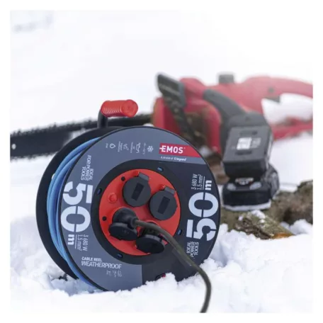 Fagyásálló kábeldob 50 m / 4 aljzat / kék / PVC / 230 V / 1,5 mm2