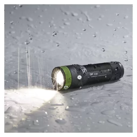 GP LED Zseblámpa C32 + 3× LR03