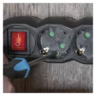 Hosszabbító 5 m / 4 aljzat / kapcsolós / fekete / PVC / 1,5 mm2