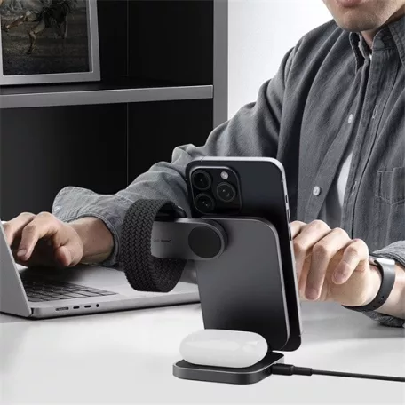 Aukey MagFusion Z 3-in-1 Qi2 összecsukható vezeték nélküli töltőállvány