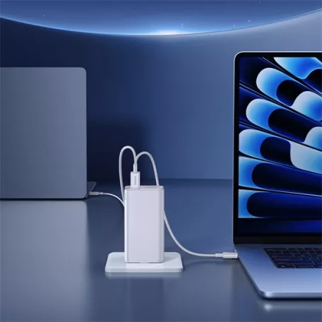 Baseus GaN6 Pro hálózati gyorstöltő 100W, 2×USB Type-C + 2×USB Type-A, fehér + 100W USB Type-C, 1m kábel