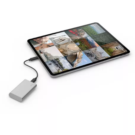 LaCie STKS1000400, 1 TB, USB C-típus, 3.2 Gen 2 (3.1 Gen 2), 1050 MB/s, Ezüst