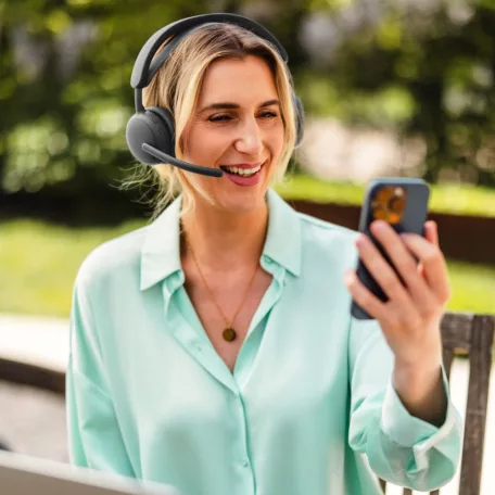 Logitech Zone Wireless 2 ES, Vezetékes és vezeték nélküli, Hívás/zene, 212 g, Headset, Grafit