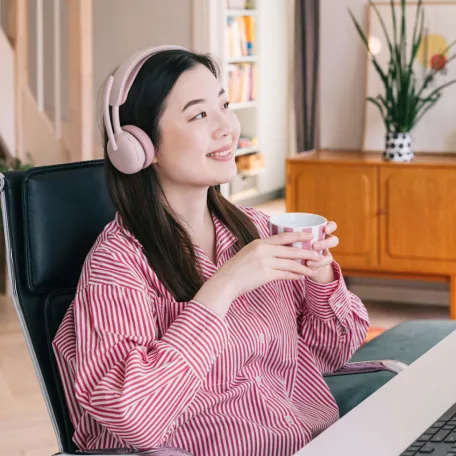 Logitech Zone Wireless 2 ES, Vezetékes és vezeték nélküli, Hívás/zene, 212 g, Headset, Rózsa