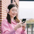 Logitech Zone Wireless 2 ES, Vezetékes és vezeték nélküli, Hívás/zene, 212 g, Headset, Rózsa