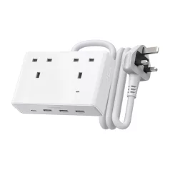   Ugreen Nexode S620 elosztó (brit szabvány) 2x hálózati csatlakozó, 3x USB, 1x USB-C, 1,5 m (fehér)