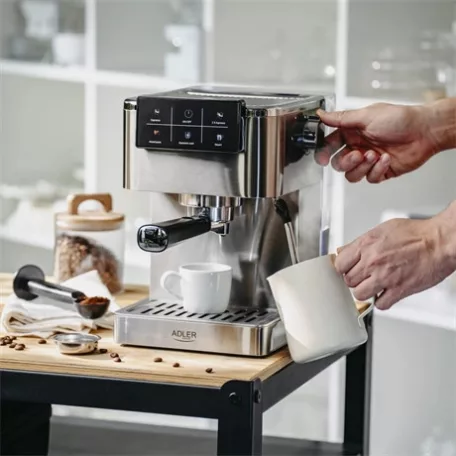 Adler KÁVÉFŐZŐ PRESSZÓ ÉRINTŐGOMB 20 BAR AD4390