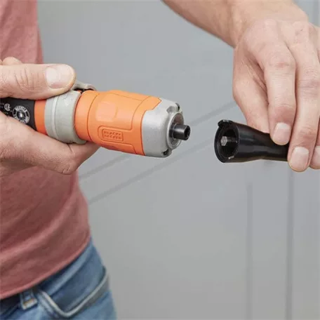 Black and Decker RÚDCSAVAROZÓ TÖLTŐKÁBELLEL DOBOZBAN BCF603C-QW