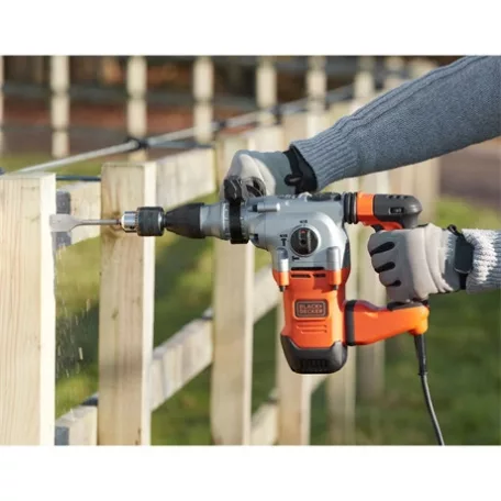 Black and Decker FÚRÓKALAPÁCS 1250 W BEHS03K-QS