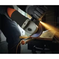 Black and Decker SAROKCSISZOLÓ KOFFERBEN 1200W KG1202-QS