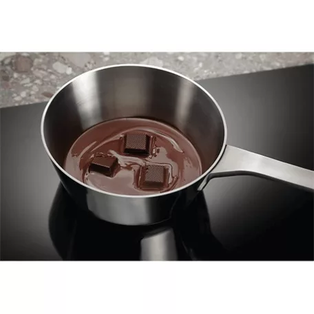 Electrolux FŐZŐLAP  BEÉPÍTHETŐ INDUKCIÓS LIB60420CK