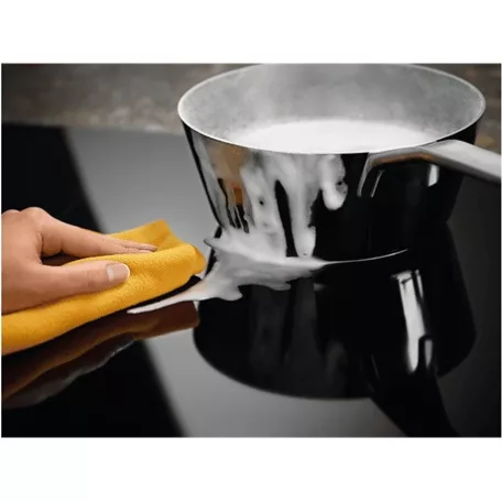 Electrolux FŐZŐLAP  BEÉPÍTHETŐ INDUKCIÓS LIB60420CK